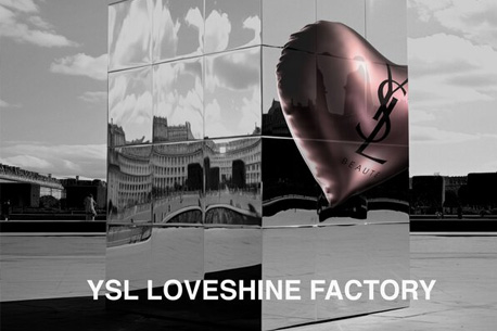 Expérience immersive, maquillage gratuit et surprises au YSL Loveshine Factory par Yves Saint Laurent Beauté