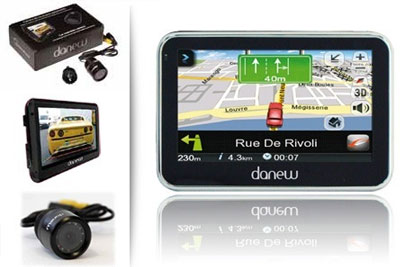 GPS Bluetooth avec caméra de recul LED infrarouge à 149 € au lieu de 329 €