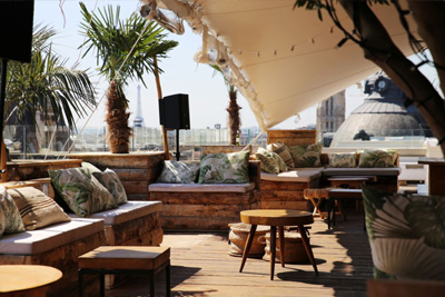 Le Perchoir, bar avec terrasse à Paris au BHV Marais