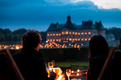 Dîner romantique aux chandelles au château de Vaux le Vicomte