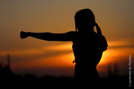 Cours de self-défense féminine gratuit à Paris