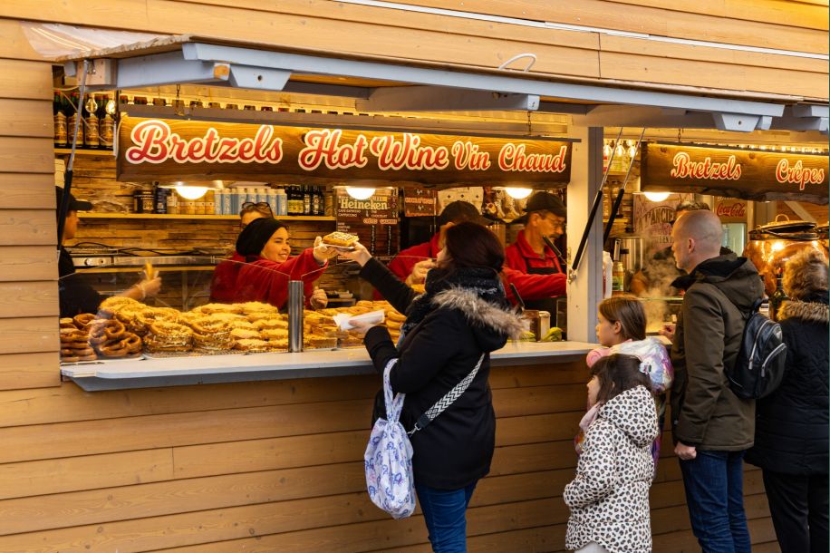 Le parvis de l'Hôtel de Ville se transforme en Forêt enchantée