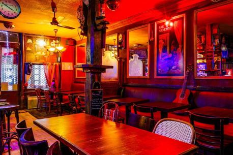 Happy hours tous les soirs jusqu'à 22h avec cocktails à 6 € en plein cœur de Bastille