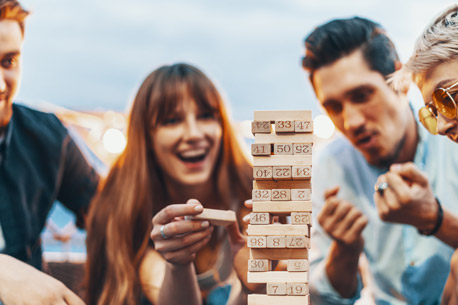 Jeux en bois géants gratuits de stratégie et d’adresse