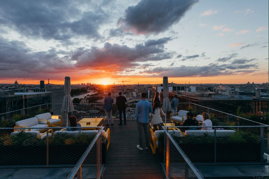 Le Laho Rooftop rouvre avec sa terrasse perchée à 60 mètres de hauteur