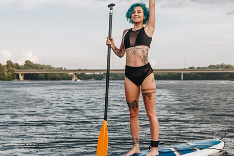 Activité insolite, une promenade sur la Seine en Paddle