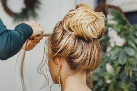 Faire Une Coiffure De Mariage Pour Les Cheveux Longs Au Meilleur Prix