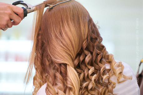 Revlon recherche modèle coiffure : le bon plan coloration à moindre frais