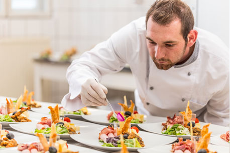 Livraison de repas de chefs à domicile pour se régaler sans cuisiner