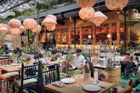 Un restaurant romantique à Paris : de la romance du décor à l’assiette 