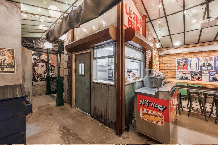 300 jeux, des cocktails et zéro ennui : bienvenue au 3Bis