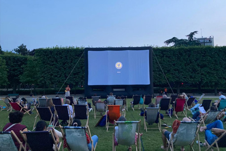 Ciné Quartier 13 : profitez de l'été avec du cinéma en plein air sur le thème de Paris !