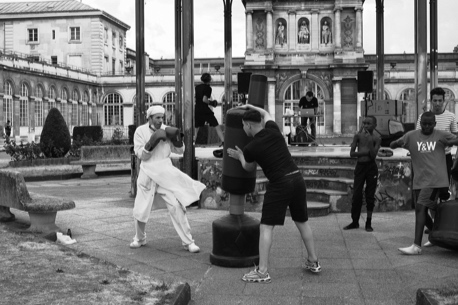 Barbès Music Boxing 2023, le final : initiation gratuite à la boxe, au DJing et à la photo