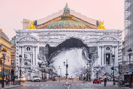 Projection gratuite d'opéras sur la façade de l'Opéra Garnier