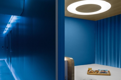 Hotel Odyssey chambres capsules design futuriste confort