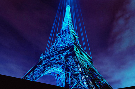 Monumental Tour Eiffel : un show sons et lumières exceptionnel à voir sur les réseaux