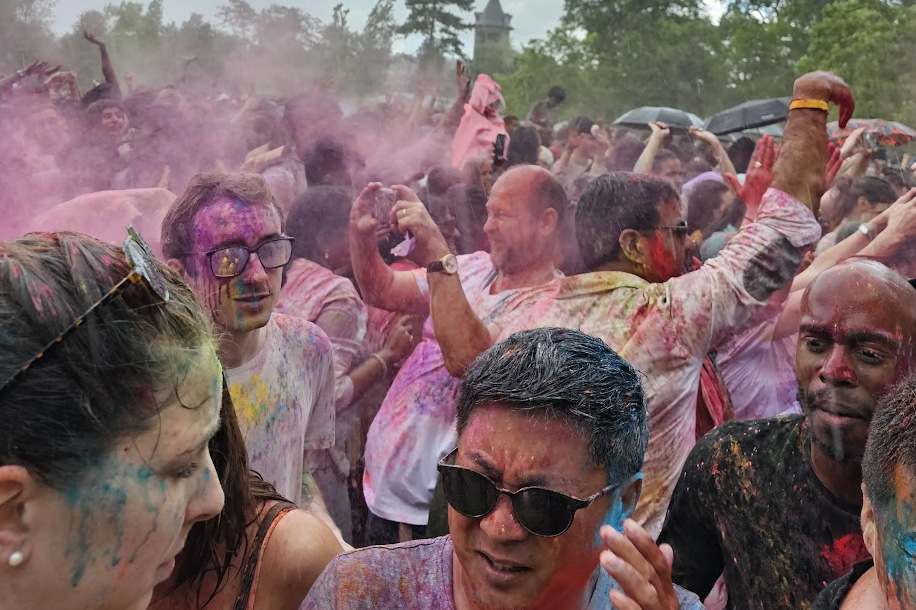 Holi, la fête indienne des couleurs au Jardin d'Acclimatation