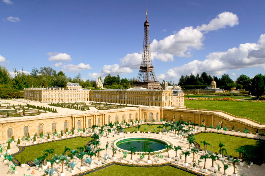 France Miniature 2025 ? Un chevalier, une marquise, un savant paumé… et un billet gratuit pour les enfants