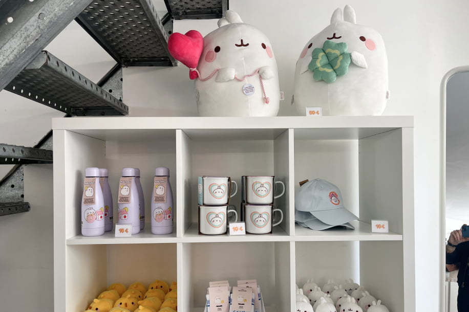Molang débarque à Paris pendant 10 jours : expo, ateliers et mignonnerie à gogo !
