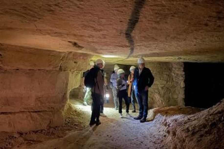 Visite gratuite et unique de la carrière de Port Mahon à coté des Catacombes