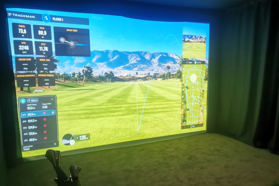 Chill & Golf, le premier bar à golf indoor de Paris