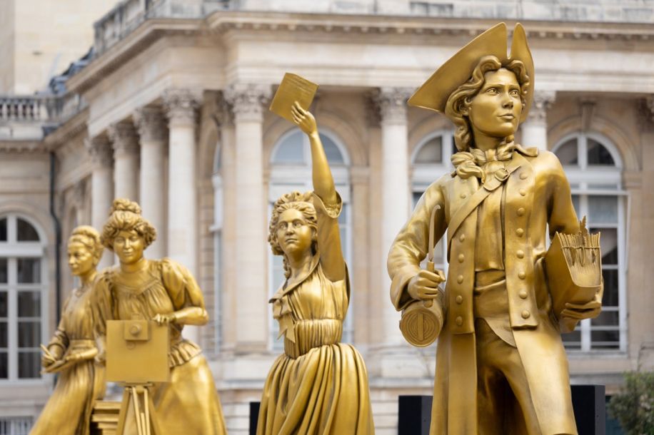 Inauguration des 10 statues des grandes femmes des JO de Paris dans le 18e