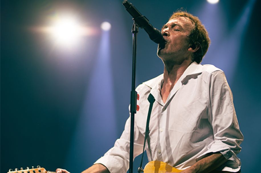Cali en concert gratuit : rock et émotion au Château de Vincennes