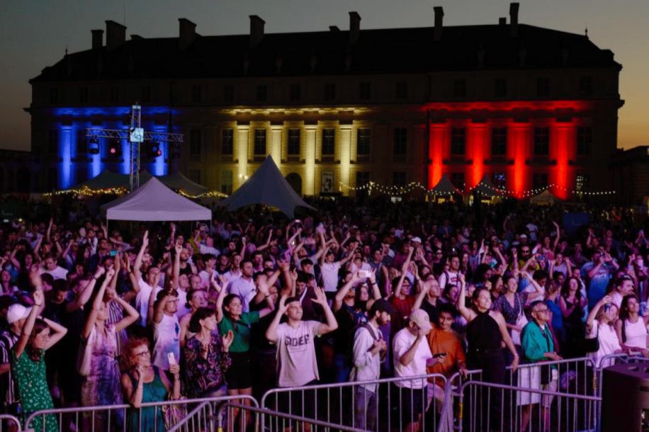 Cali en concert gratuit : rock et émotion au Château de Vincennes
