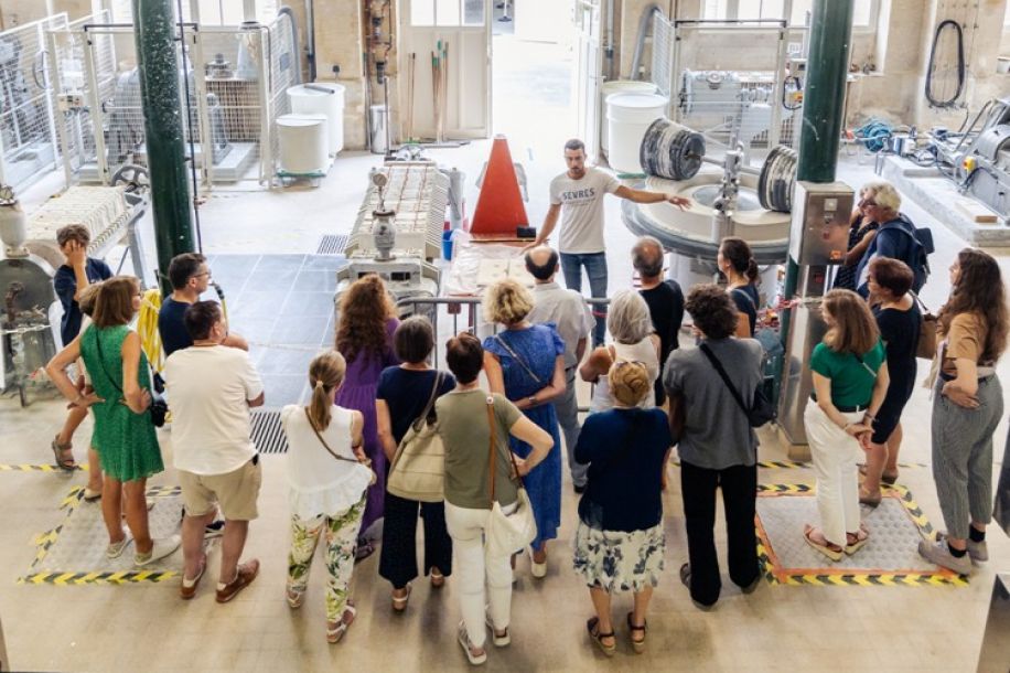 De l’atelier au musée : voyage céramique à Sèvres pour les Journées du Patrimoine 2025