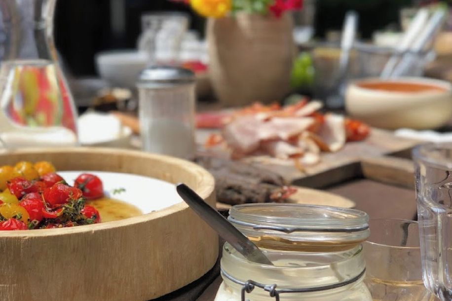 Le Chalet du Lac : un coin de nature pour bruncher et faire la fête