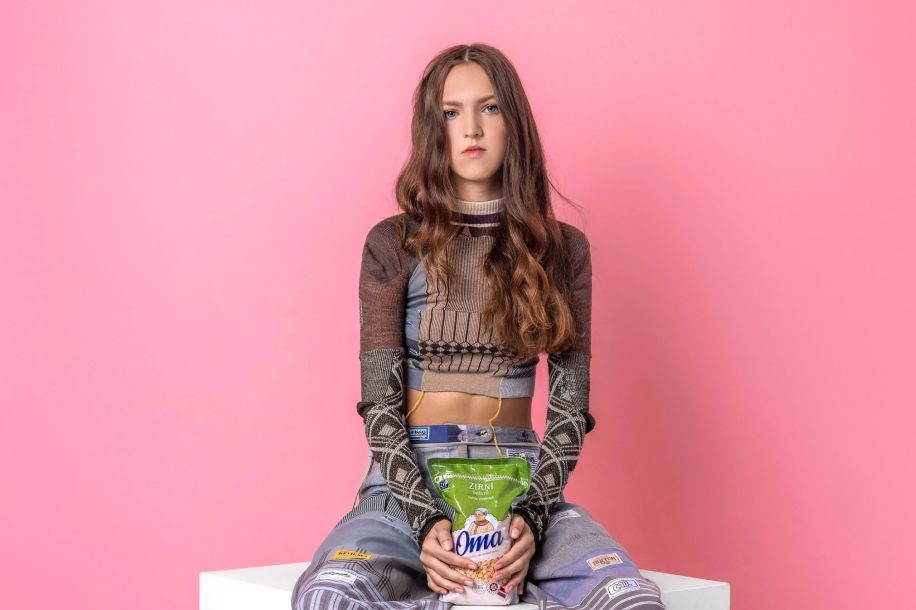 28 visions de la mode durable : l’expo gratuite qui remet du sens dans nos vêtements