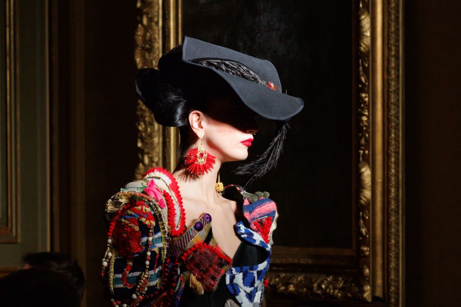 28 visions de la mode durable : l’expo gratuite qui remet du sens dans nos vêtements