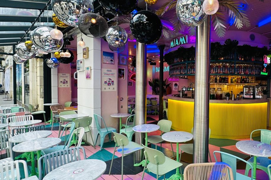 Brunch à volonté, néons et palmiers from Florida : bienvenue au Miami Boulevard !