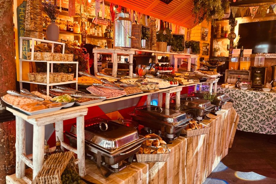 Casa Loca : le brunch à volonté qui met Paris en mode vacances