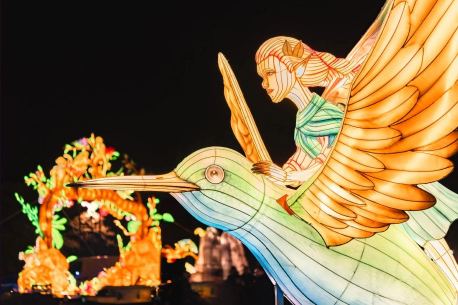 Dragons, aurores boréales et lanternes géantes : cap sur l’Odyssée Lumineuse