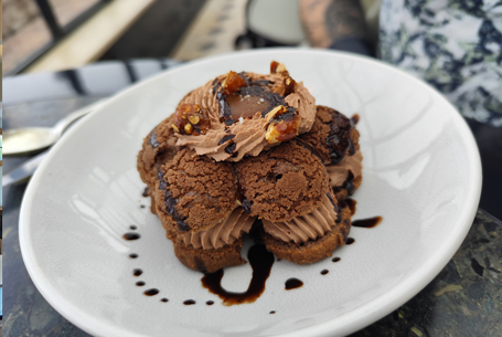 Château Brachet : l’adresse insolite où la bistronomie savoyarde prend de la hauteur