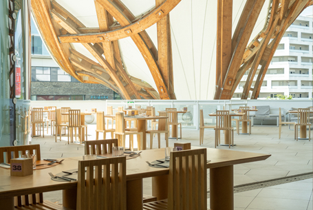 Umé, la brasserie franco nippone qui fait vibrer le Centre Pompidou Metz