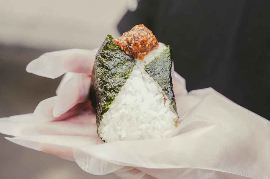 Omusubi Gonbei, le goût juste de l’onigiri japonais à Paris
