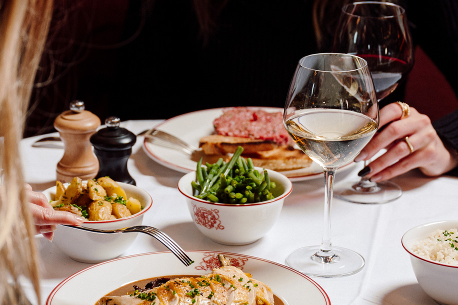 Maison François 1er, une brasserie parisienne qui cultive l’esprit maison