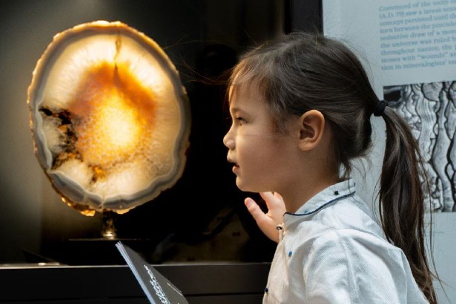 Une exposition gratuite dédiée aux pierres et à l’imaginaire de Roger Caillois