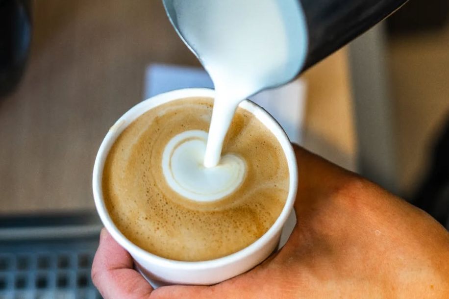 Une boisson offerte pour fêter les 5 ans de DEVOTIONS Café !