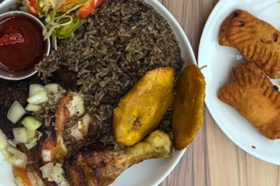 À table chez Lakay Madiba, le brunch haïtien et africain à volonté