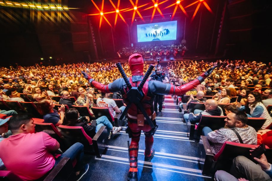 Images cultes et orchestre live : plongée dans le ciné concert Marvel Infinity Saga !