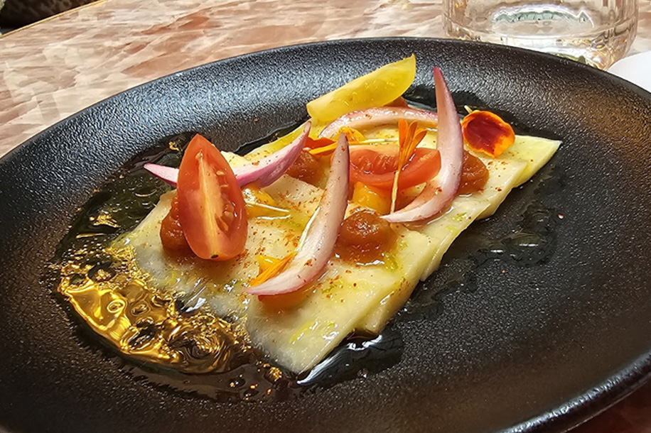 FRIVOLE Paris : restaurant, brunch et soirées élégantes près des Champs Élysées