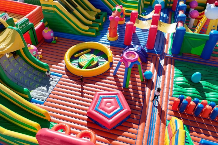 funbox paris parc gonflable rosny 2 1