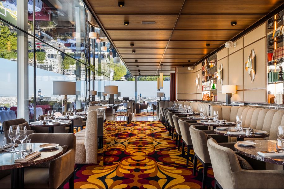 Bonnie : le restaurant perché qui offre une vue spectaculaire sur Paris