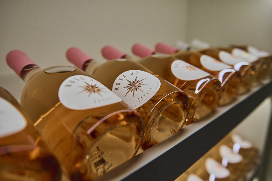 PULPE à Paris : un nouveau lieu hybride entre café, cave et table méditerranéenne