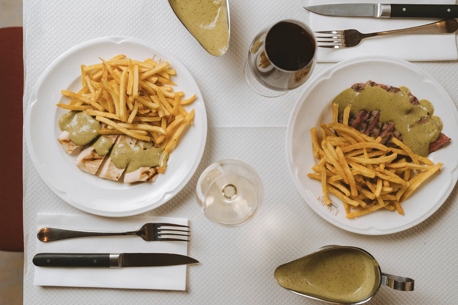 Simple, efficace, assumé : le nouveau spot de Porte Maillot