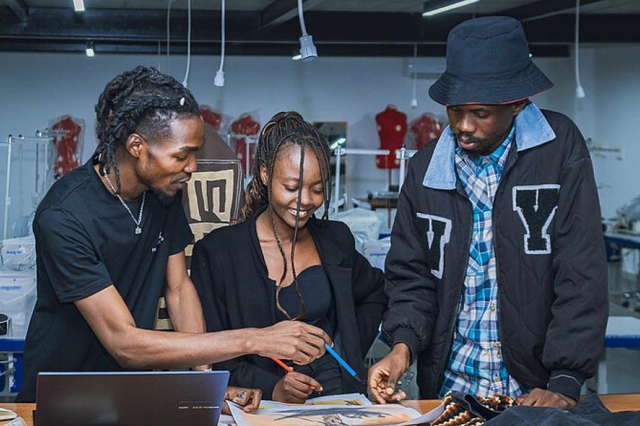 Soirée gratuite pour explorer les scènes créatives africaines au Quai Branly !