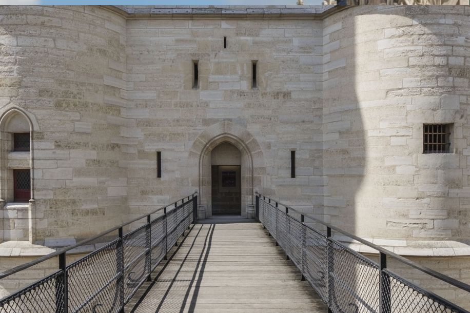 5 km, un donjon, des comédiens : chaussez vos baskets pour cette course gratuite !